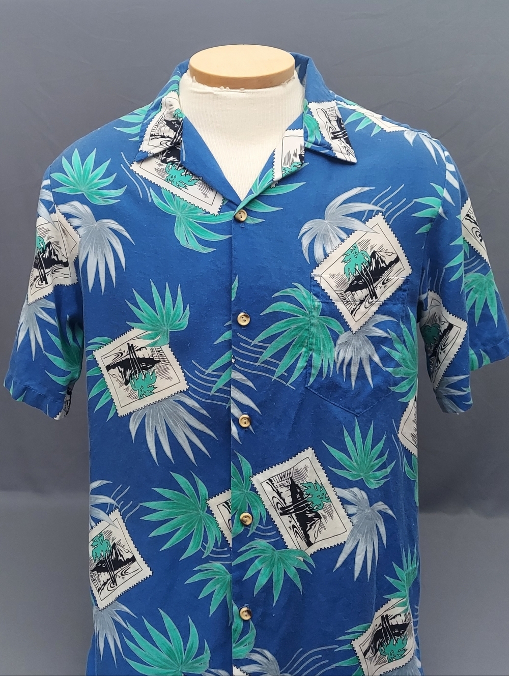 Cookie Street Honolulu Men's Size Medium Hawaiian Print Button Down Shirt - Picture 5 of 11